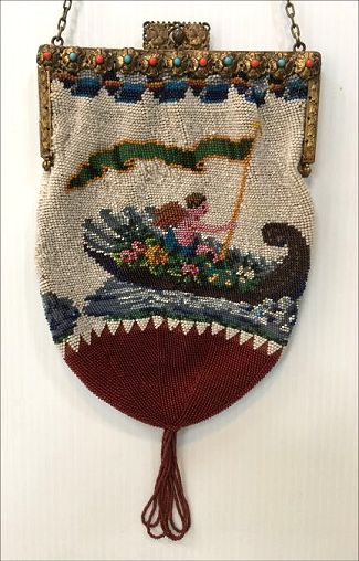 Figural Beaded Purse