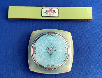 Compact and Comb Set