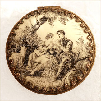 Figural Scrimshaw Compact