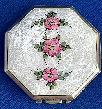 Enamel Guilloche Compact
