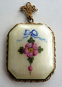 Enamel Guilloche Pendant Compact