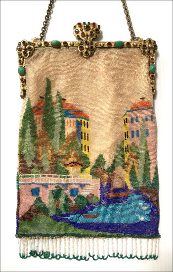 Figural Beaded Purse