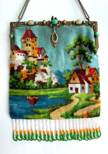 Scenic Beaded Purse