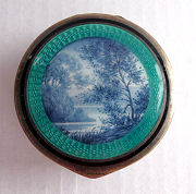 Scenic Enamel Guilloche Patch Box