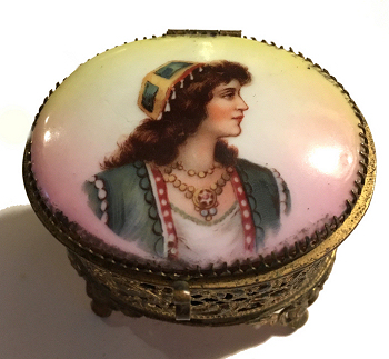 Portrait Jewelry Casket