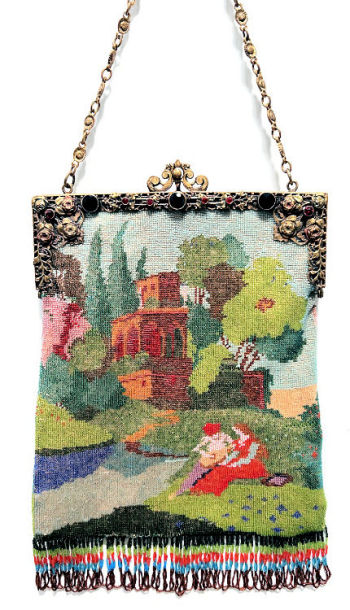 Figural Beaded Purse