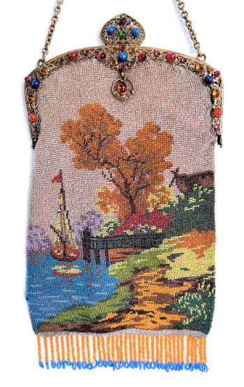 Figural Beaded Purse