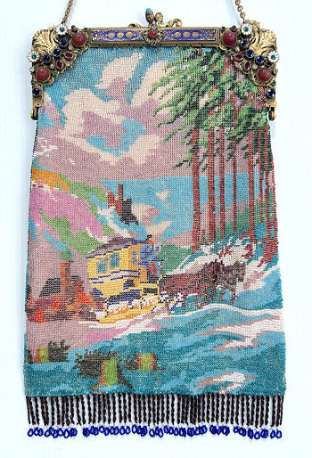 Figural Beaded Purse