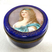 Figural Cobalt Patch Box