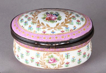 Porcelain Dresser Box
