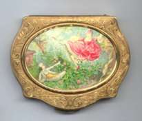 RARE Style Stratton  Figural Scenic Compact Fragonard
