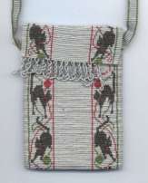 French Steel-Beaded Child's Figural Purse with Kittens Playing with Yarn